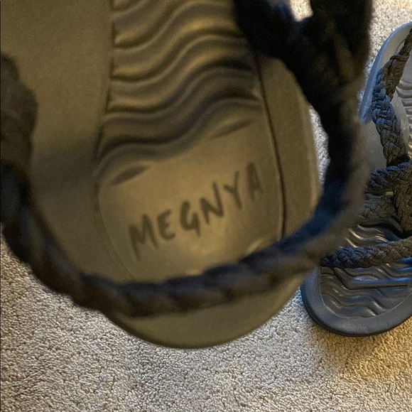 MEGNYA WALKING SANDALS WITH ARCH SUPPORT - Picture 5 of 12